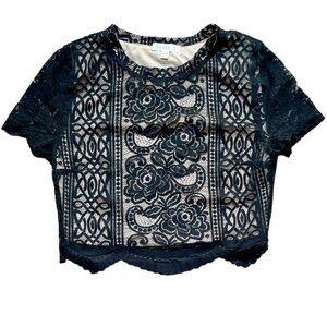 Black Lace cap sleeve top with Nude inner lining Size Small/Medium